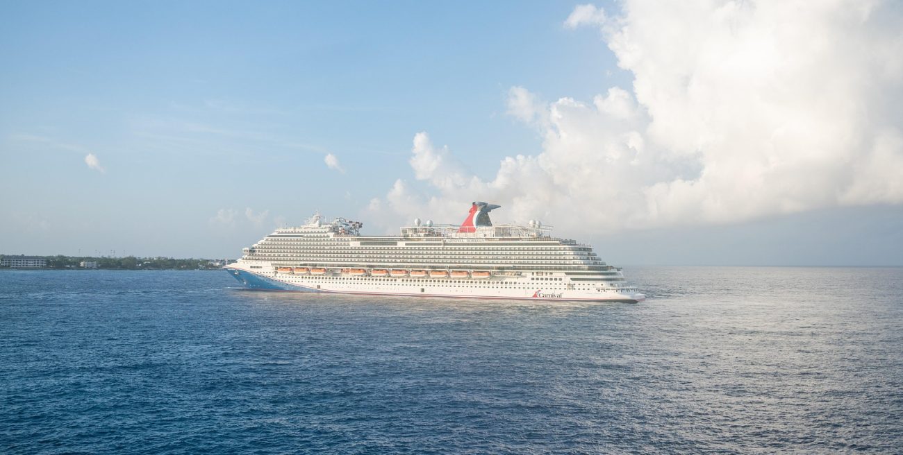 Modern Carnival cruise ship illustrating the legacy of Ted Arison in the cruise industry