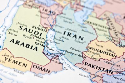 Close up map of the Strait of Hormuz between Iran and Oman showing the Persian Gulf and Gulf of Oman energy shipping route