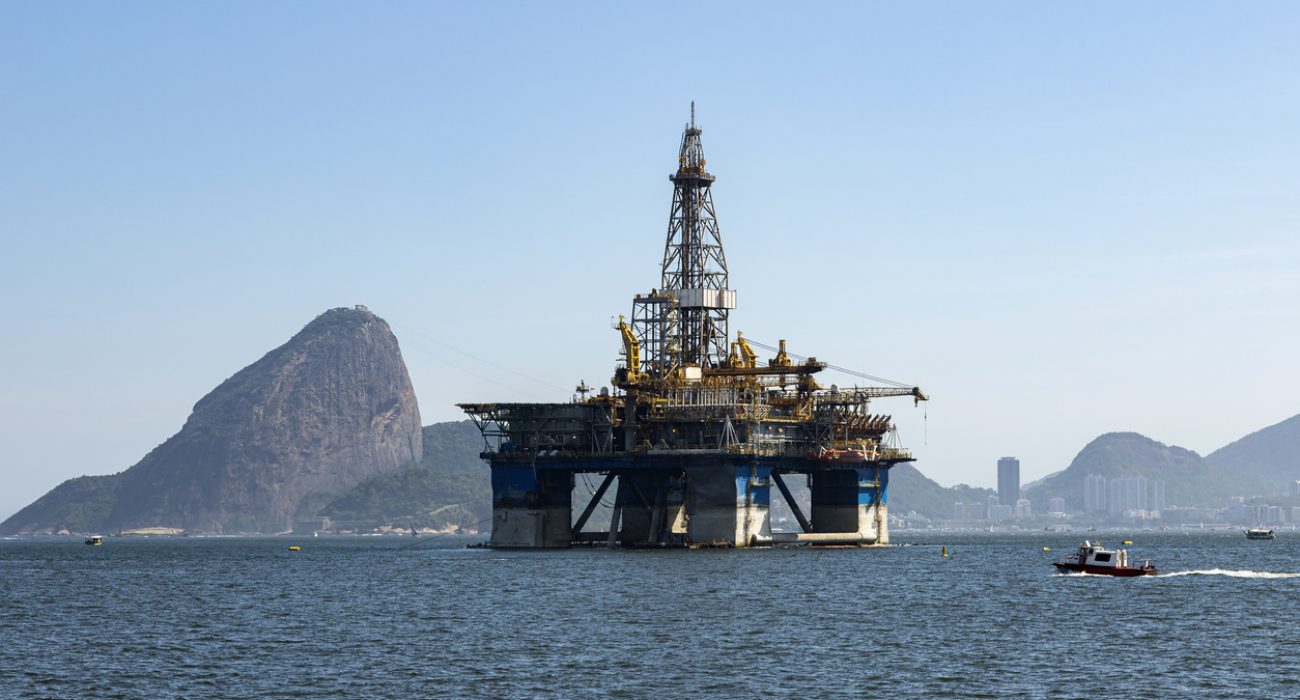 Offshore oil drilling rig Brazil Rio de Janeiro gas project
