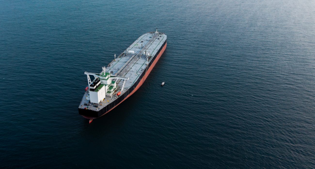 Oil tanker at sea representing fuel transport and tanker shipping linked to Cuba supply decisions